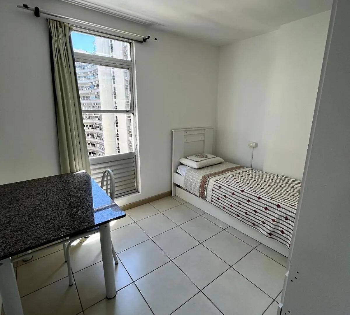 Florianópolis Apartamento De Dois Quartos No Centro 0*,