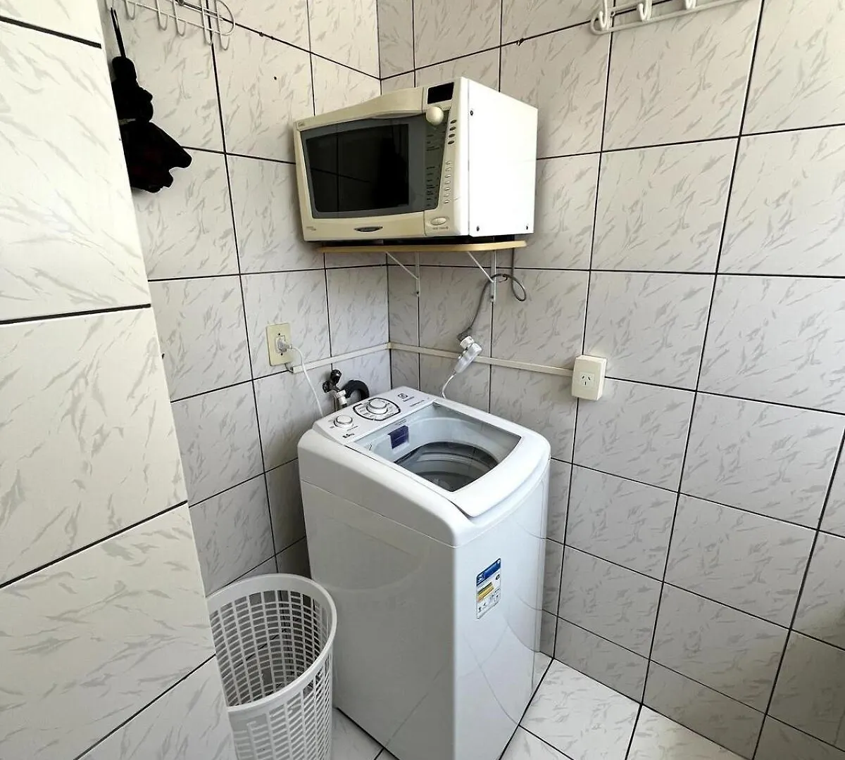 Apartamento De Dois Quartos No Centro Florianopolis