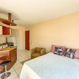  Apartamento Estúdio Bem Localizado No Centro De N209